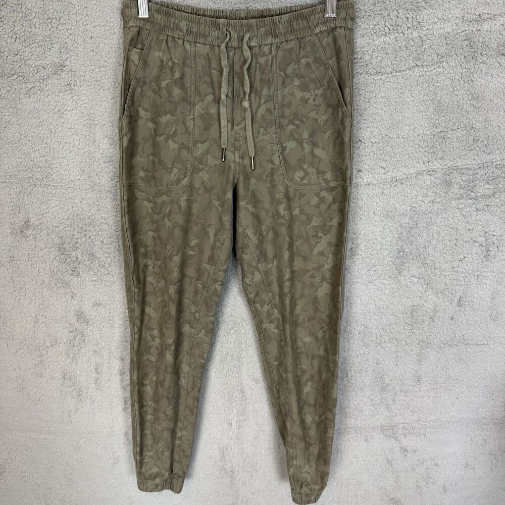 Athleta‎ Pants Womens 6 Green Camo Farallon Jogger Travel Hiking Casual